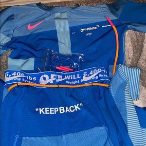 Off-White set